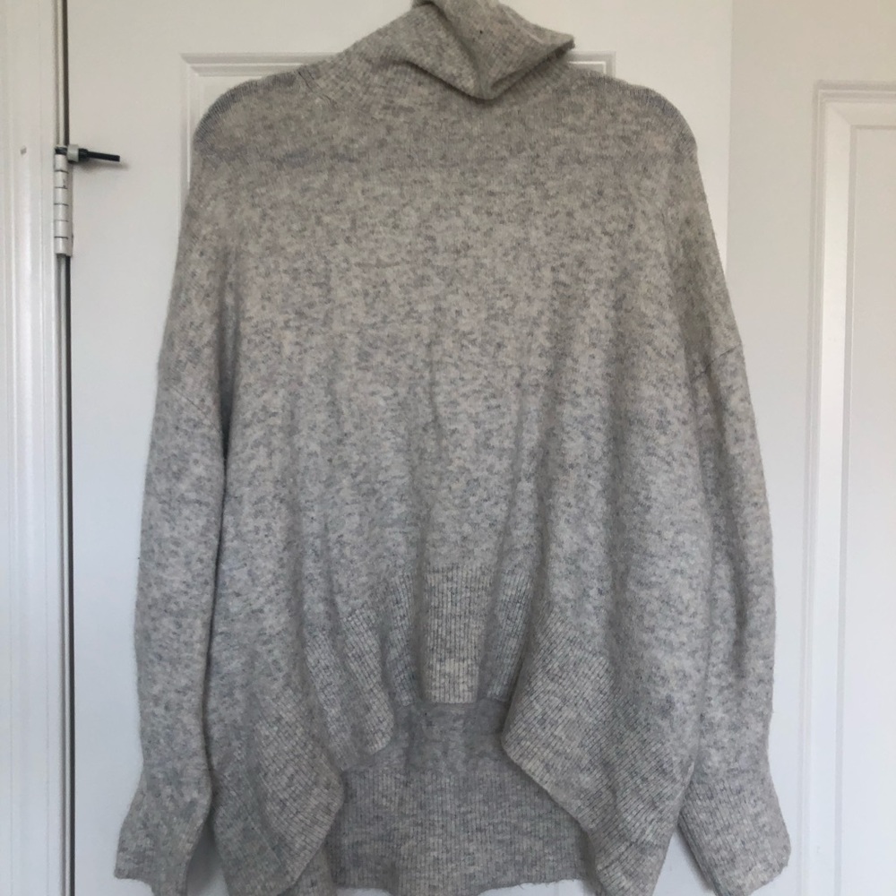 TurtleNeck Sweater